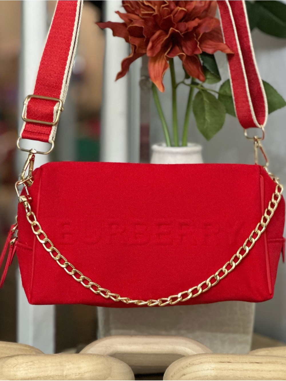 Burberry Red Beauty Bag GWP item NWOT PLZ READ DESCRIPTION - Picture 4 of 7